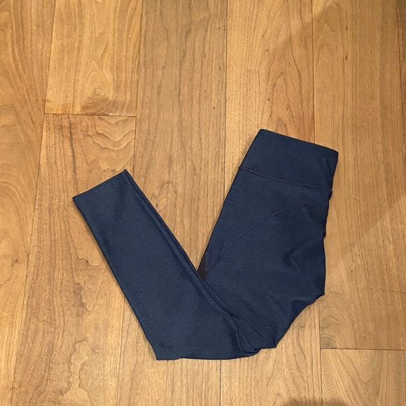 Outdoor Voices Warmup Legging 3/4 in Navy/Black - Picture 2 of 5